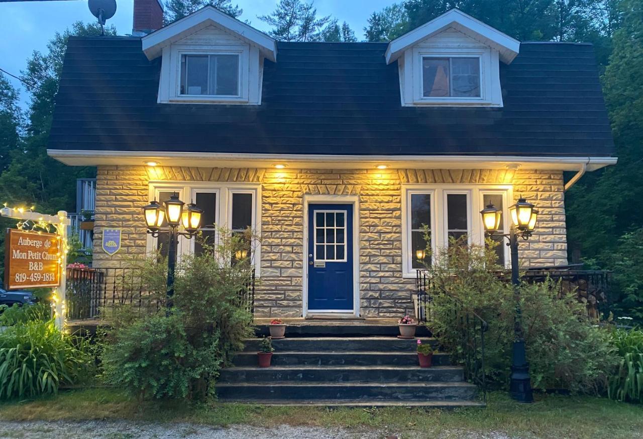 Auberge De Mon Petit Chum B&B Wakefield Eksteriør bilde