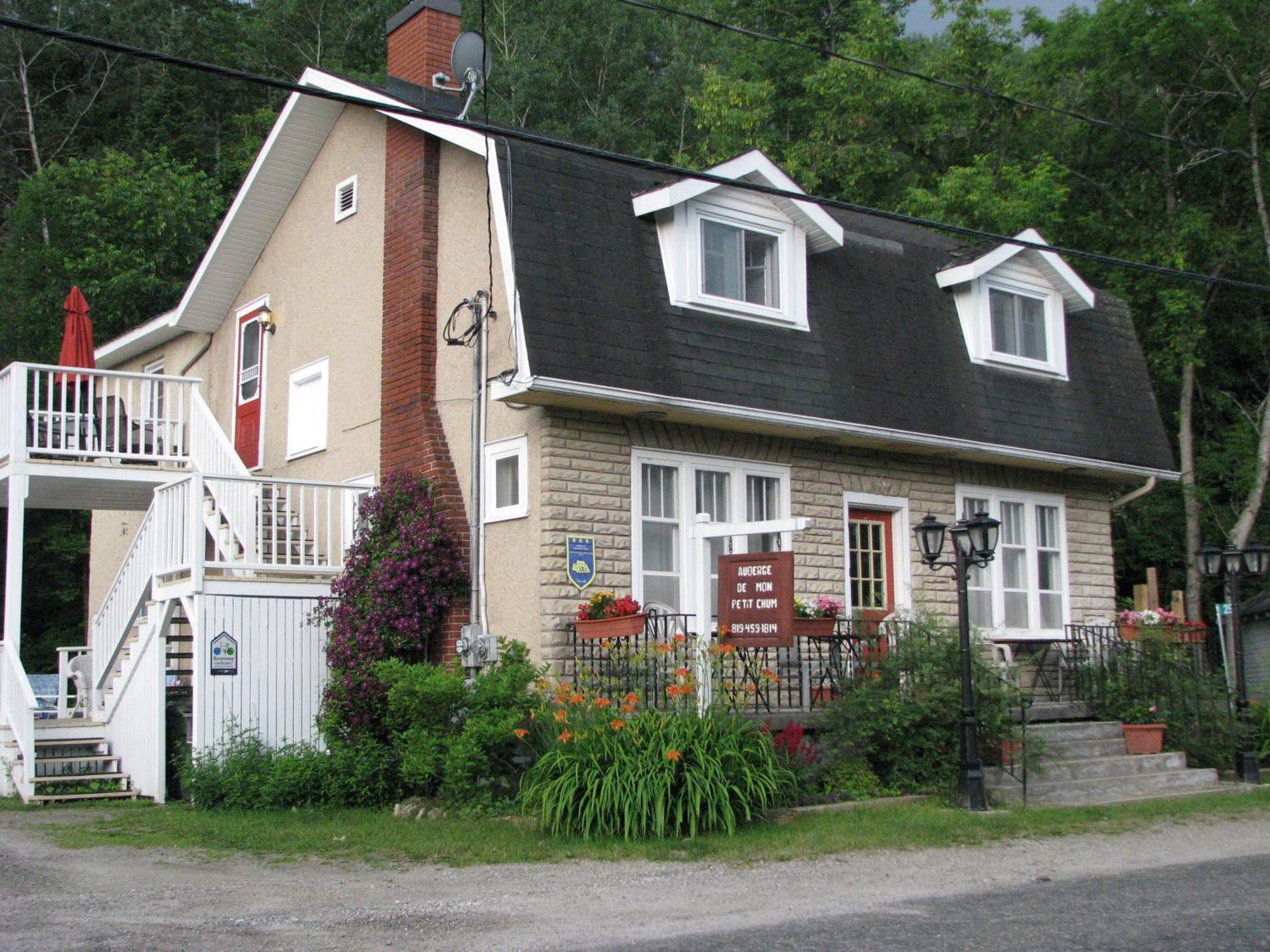 Auberge De Mon Petit Chum B&B Wakefield Eksteriør bilde